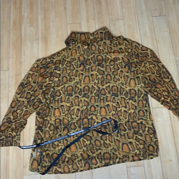 PLT Oversized Animal Print Blouse - Picture 3 of 3